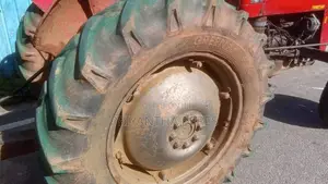 Massey-Ferguson Mf 240 1990 Tractor (Used)