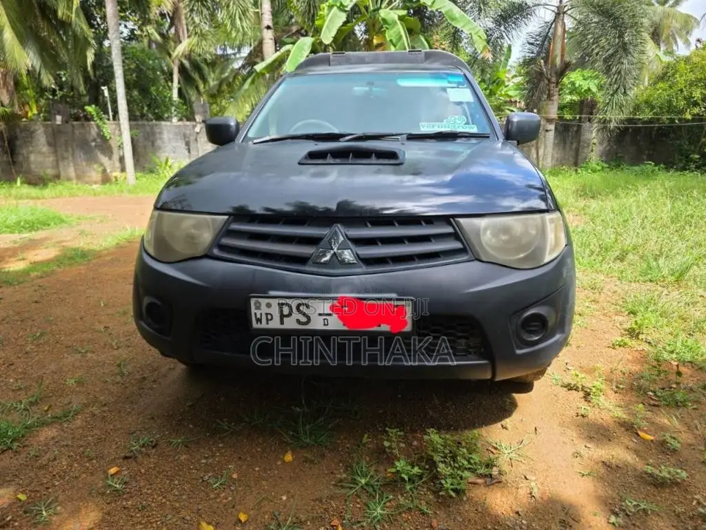 Mitsubishi L200 Single Cab 2011 Pickup (Used)