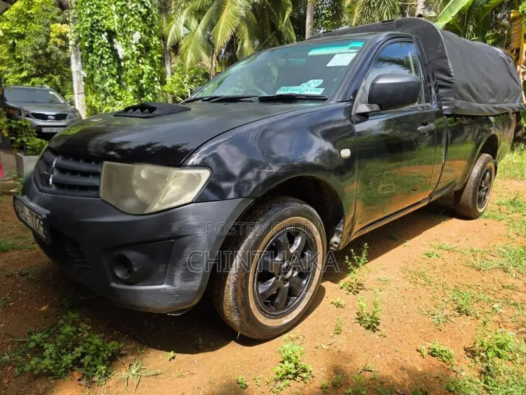 Mitsubishi L200 Single Cab 2011 Pickup (Used)