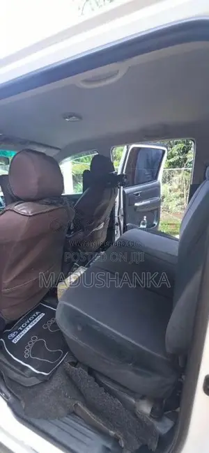 Toyota Hilux 2015 Pickup (Used)