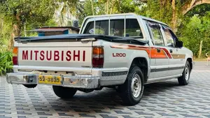 Mitsubishi L200 1992 Pickup (Used)