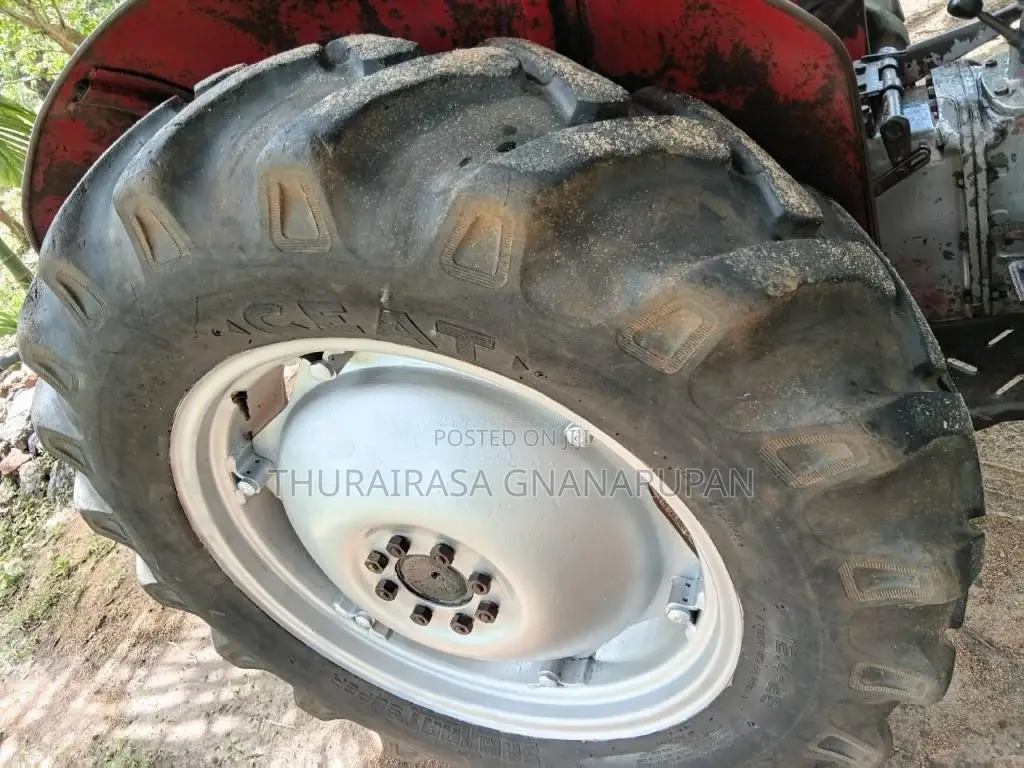 Massey-Ferguson 135 1995 Tractor (Used)