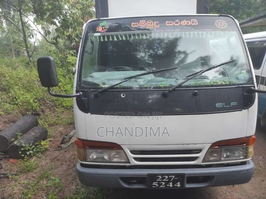 Isuzu ELF 1995 Lorry (Used)