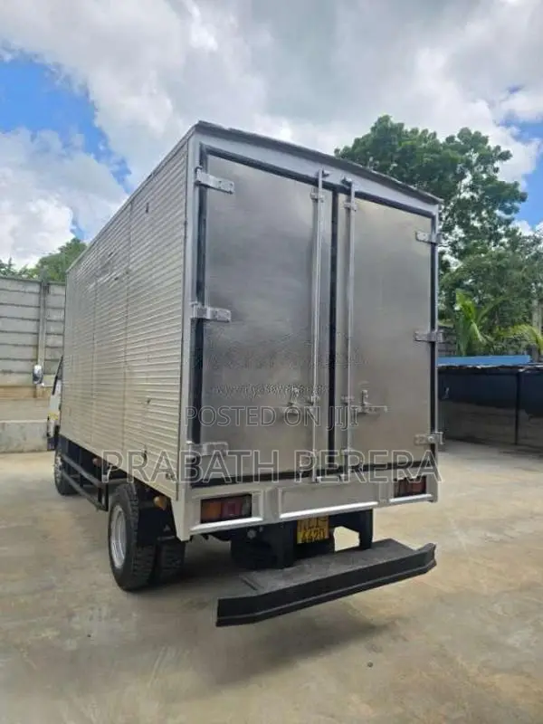 Eicher 14.5 Aluminum Body 2011 Lorry (Used)