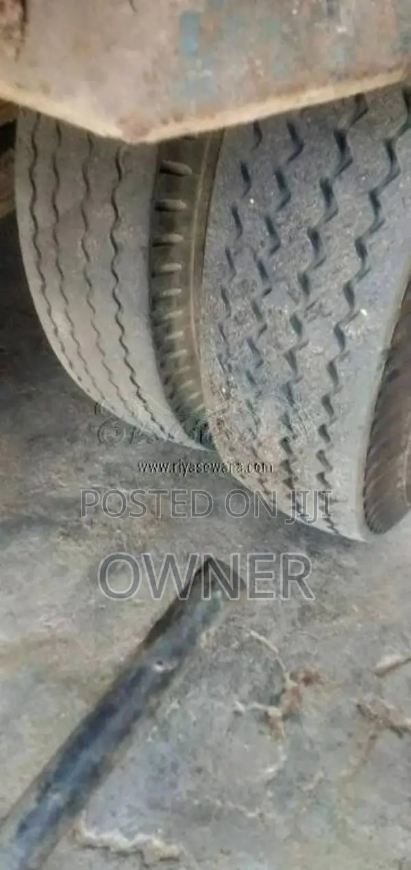 Isuzu NPR 57L 1991 Lorry (Used)