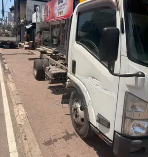 Isuzu NPR 85 14.5ft 2016 Lorry (Used)