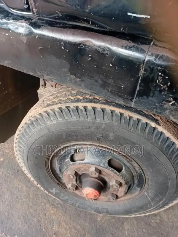 Mitsubishi Fuso 1996 Heavy-Duty (Used)
