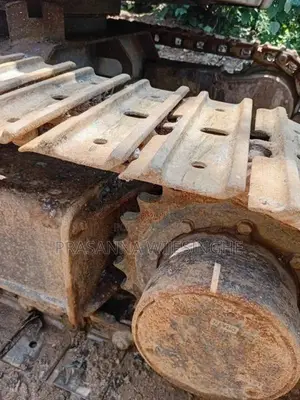 Mitsubishi MM30B 2015 Heavy-Duty (Used)