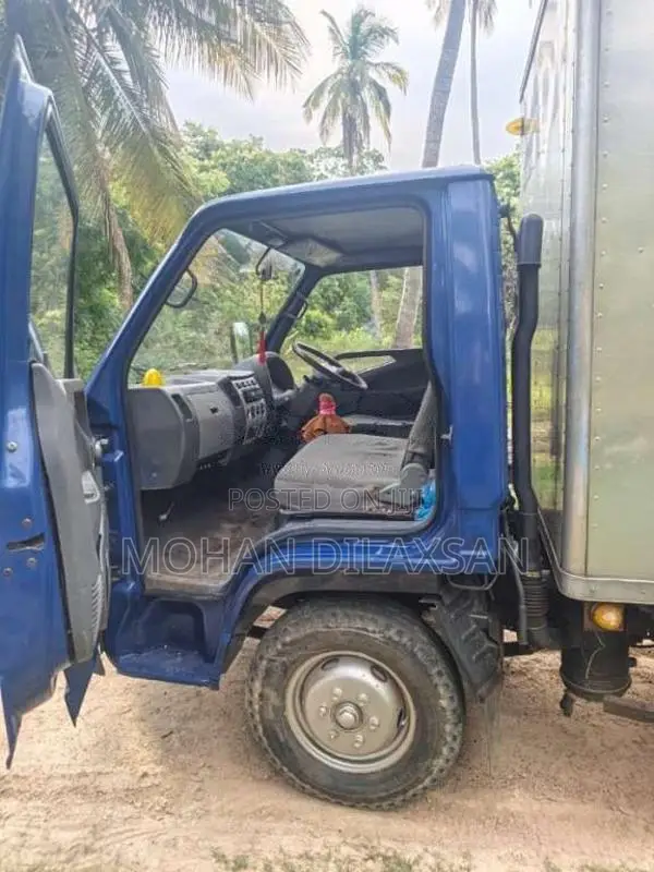 FAW Double Purpose 2012 Lorry (Used)