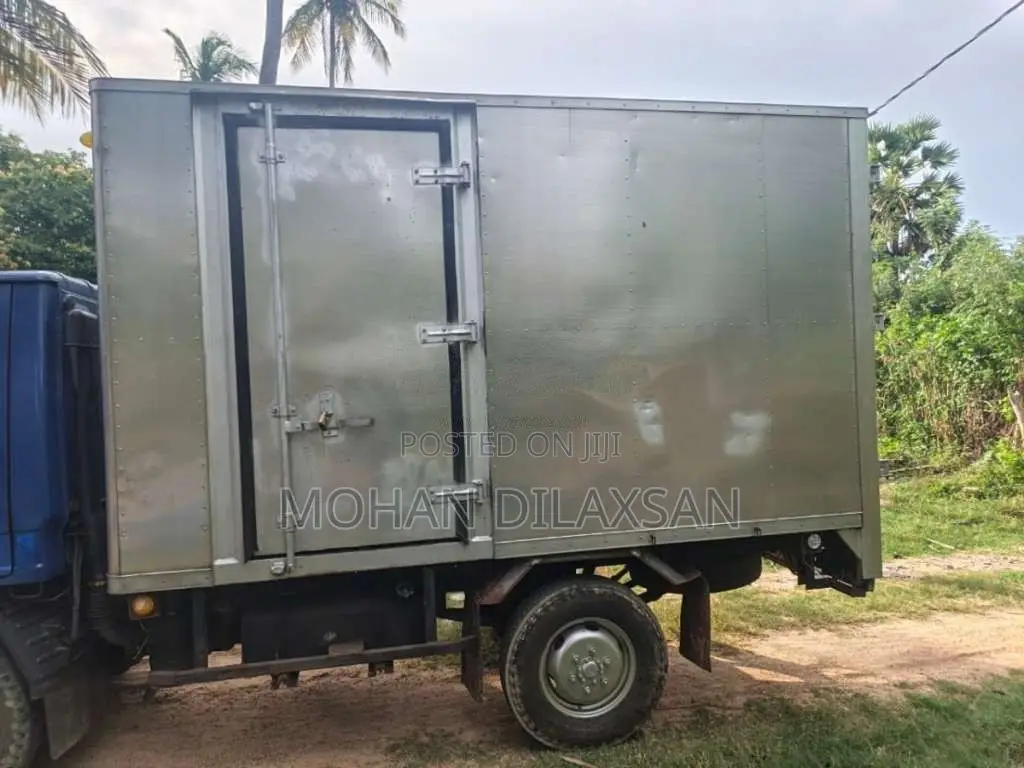 FAW Double Purpose 2012 Lorry (Used)