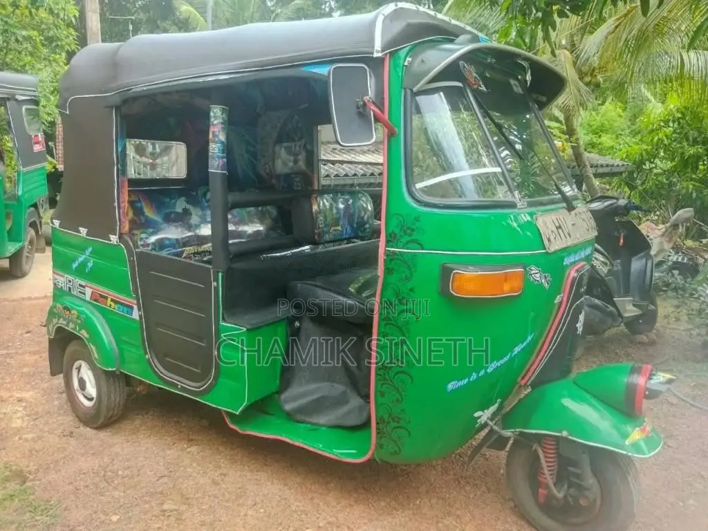 Bajaj 2 Stroke 2003 Three Wheel (Used)