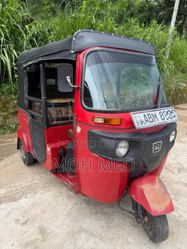 Bajaj RE 205 2016 Three Wheel (Used)