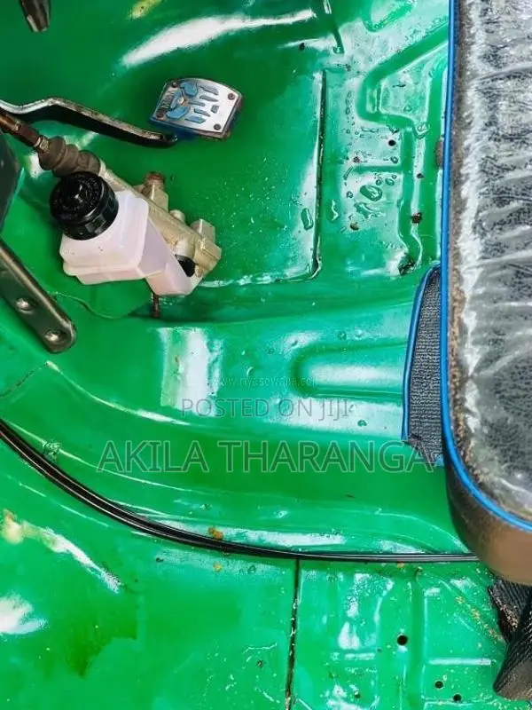 Bajaj 4 Stroke 2014 Three Wheel (Used)