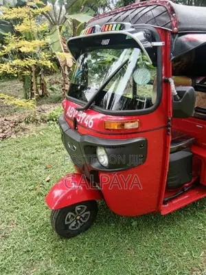 Bajaj RE 4 Stroke 2025 Three Wheel (Used)