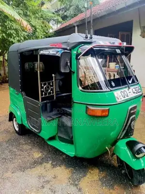 Bajaj 4 Stroke 2008 Three Wheel (Used)