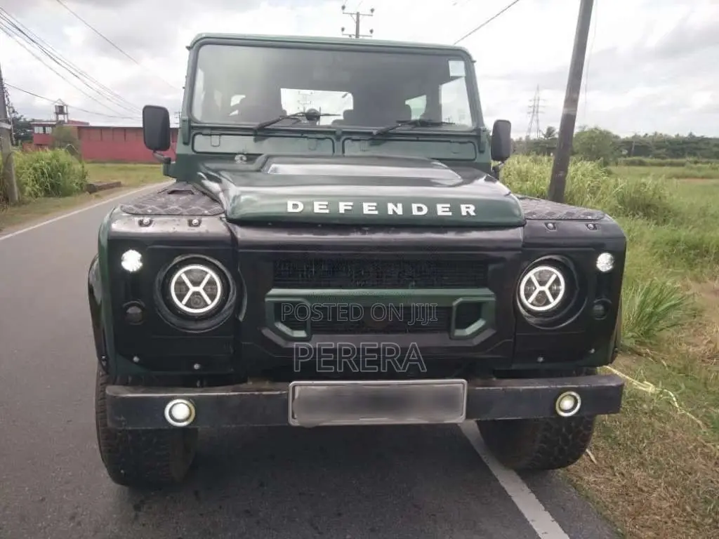 Land-Rover Defender 90 1998 SUV (Used)