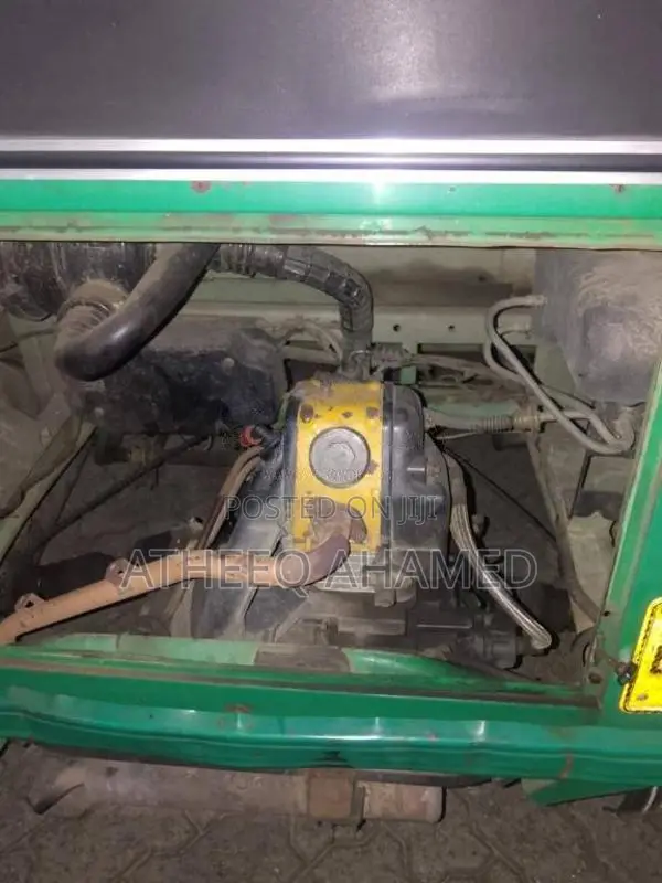 Bajaj 4 Stroke 2013 Three Wheel (Used)
