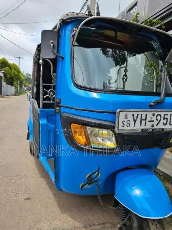TVS King 2010 Three Wheel (Used)
