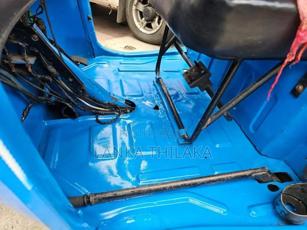 TVS King 2010 Three Wheel (Used)