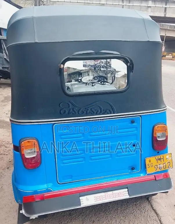 TVS King 2010 Three Wheel (Used)