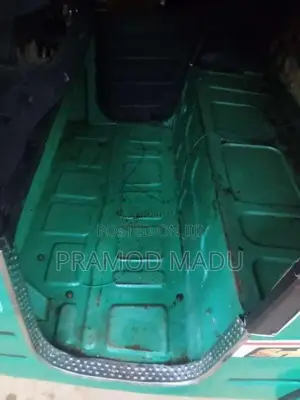 Bajaj 2 stroke 2000 Three Wheel (Used)