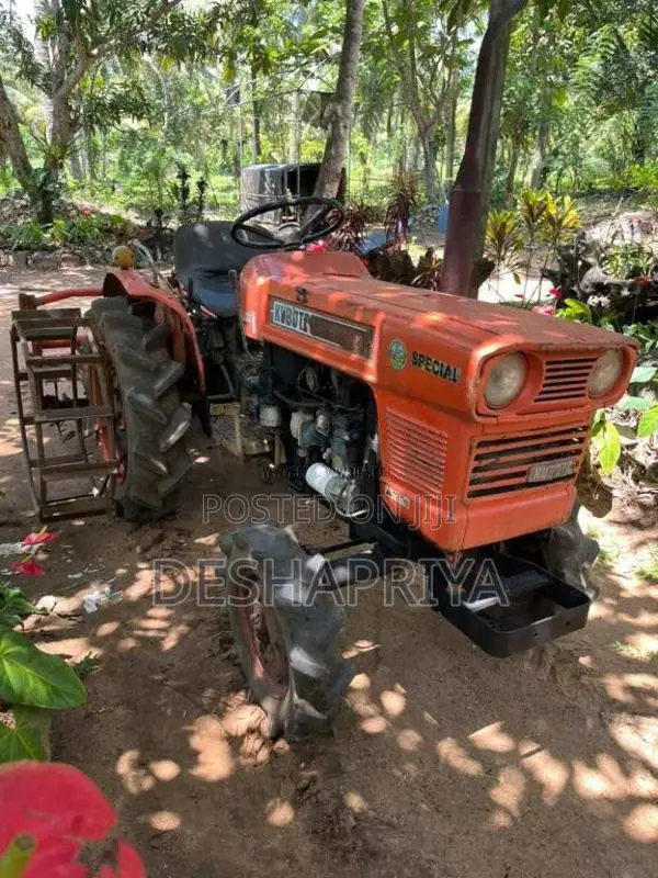 Kubota L1501 2000 Tractor (Used)