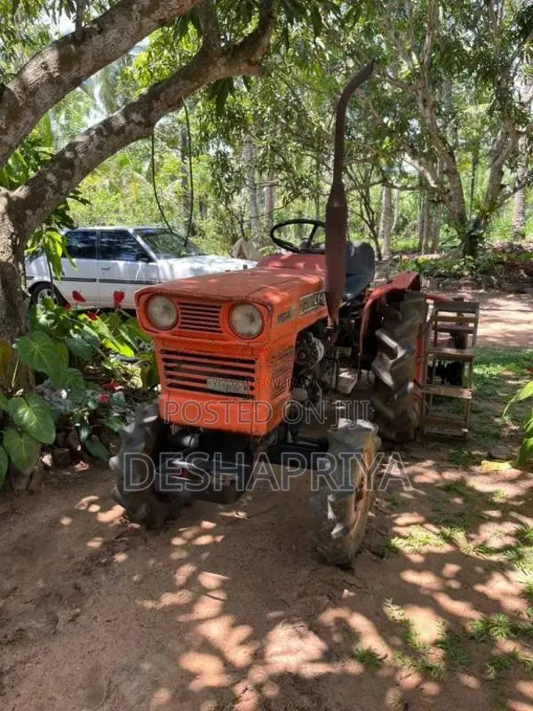 Kubota L1501 2000 Tractor (Used)