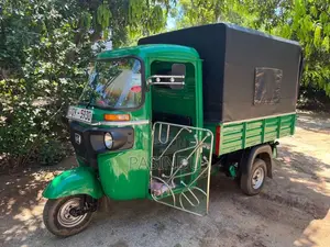 Bajaj Maxima 2017 Three Wheel (Used)
