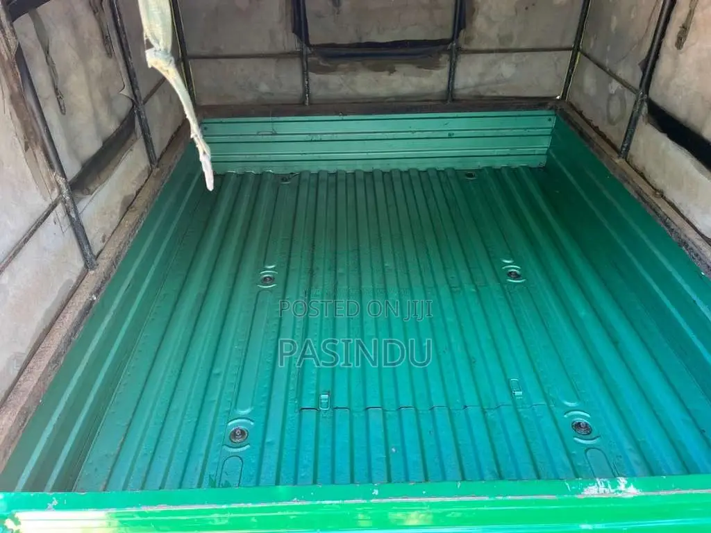 Bajaj Maxima 2017 Three Wheel (Used)