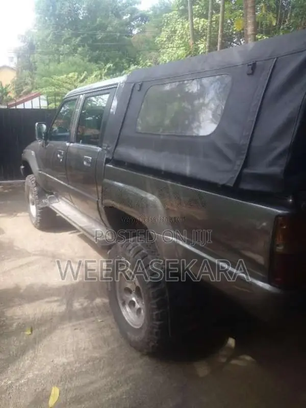 Toyota LN 65 1988 Pickup (Used)