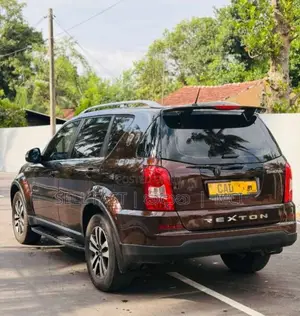 Micro Rexton RX 200 2014 SUV (Used)