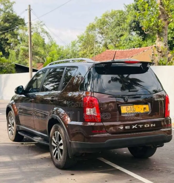 Micro Rexton RX 200 2014 SUV (Used)