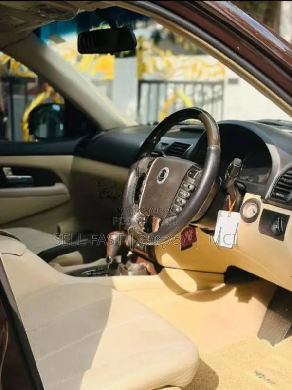Micro Rexton RX 200 2014 SUV (Used)
