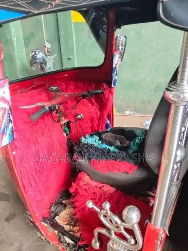 Bajaj RE 1998 Three Wheel (Used)