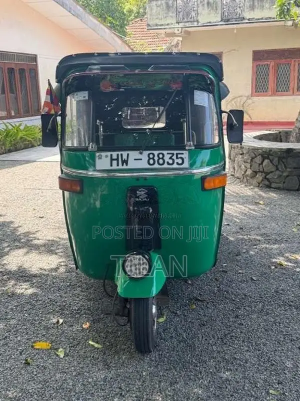 Bajaj RE 2 Stroke 2004 Three Wheel (Used)