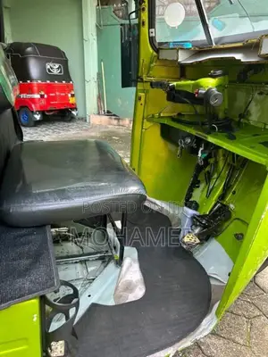 Bajaj RE 2005 Three Wheel (Used)