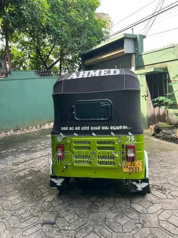 Bajaj RE 2005 Three Wheel (Used)