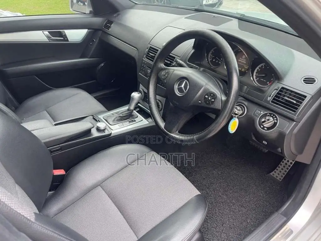 Mercedes-Benz C180 2010 Car (Used)