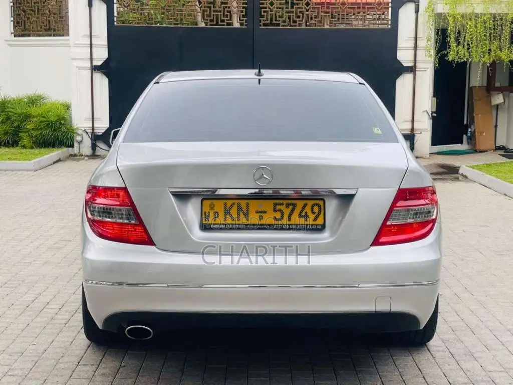 Mercedes-Benz C180 2010 Car (Used)