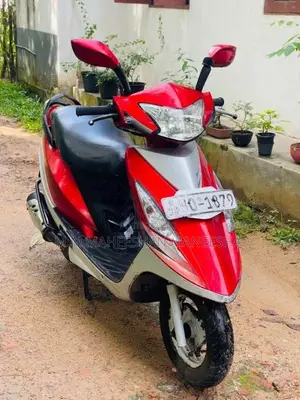 TVS Scooty Streak 2010 Motorbike (Used)