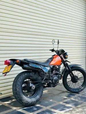 Yamaha Tw 200 2011 Motorbike (Used)