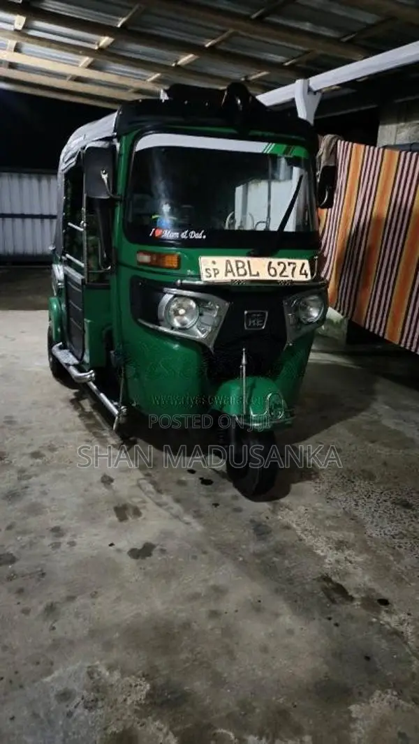 Bajaj 4 Stroke 2017 Three Wheel (Used)