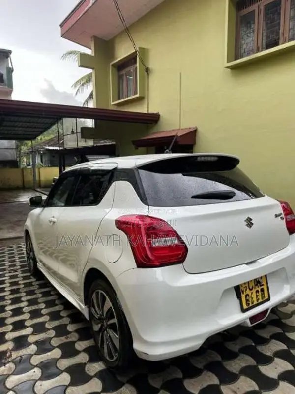 Suzuki Swift 2017 Car (Used)