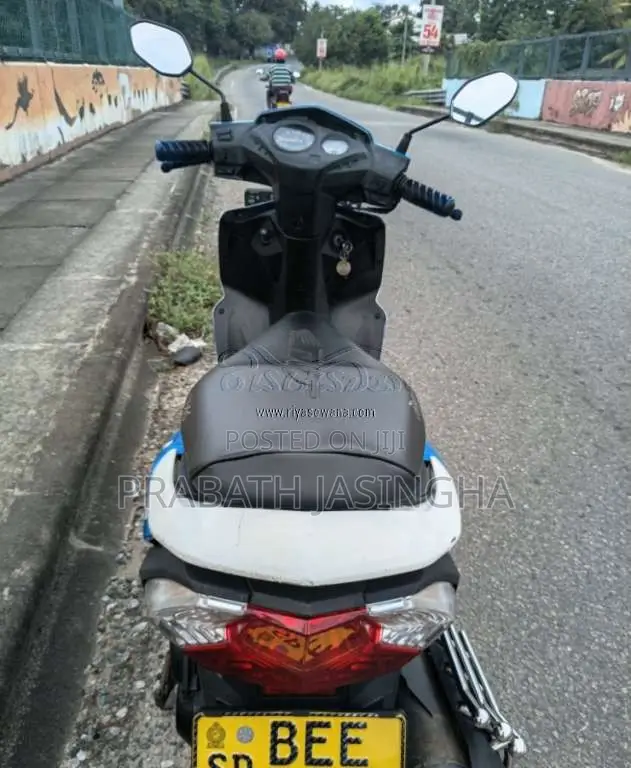 Honda Dio 2016 Motorbike (Used)