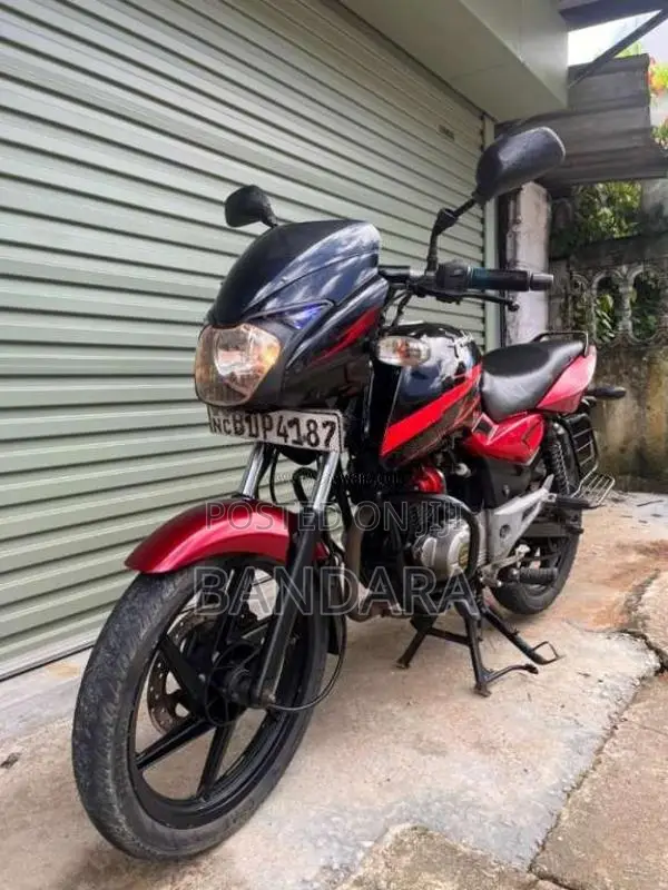 Bajaj Pulsar 2016 Motorbike (Used)