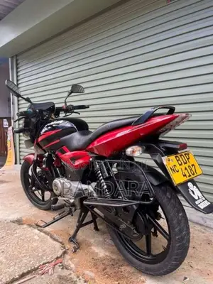 Bajaj Pulsar 2016 Motorbike (Used)
