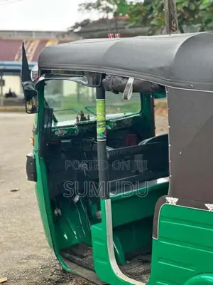 Bajaj 4 Stroke 2016 Three Wheel (Used)