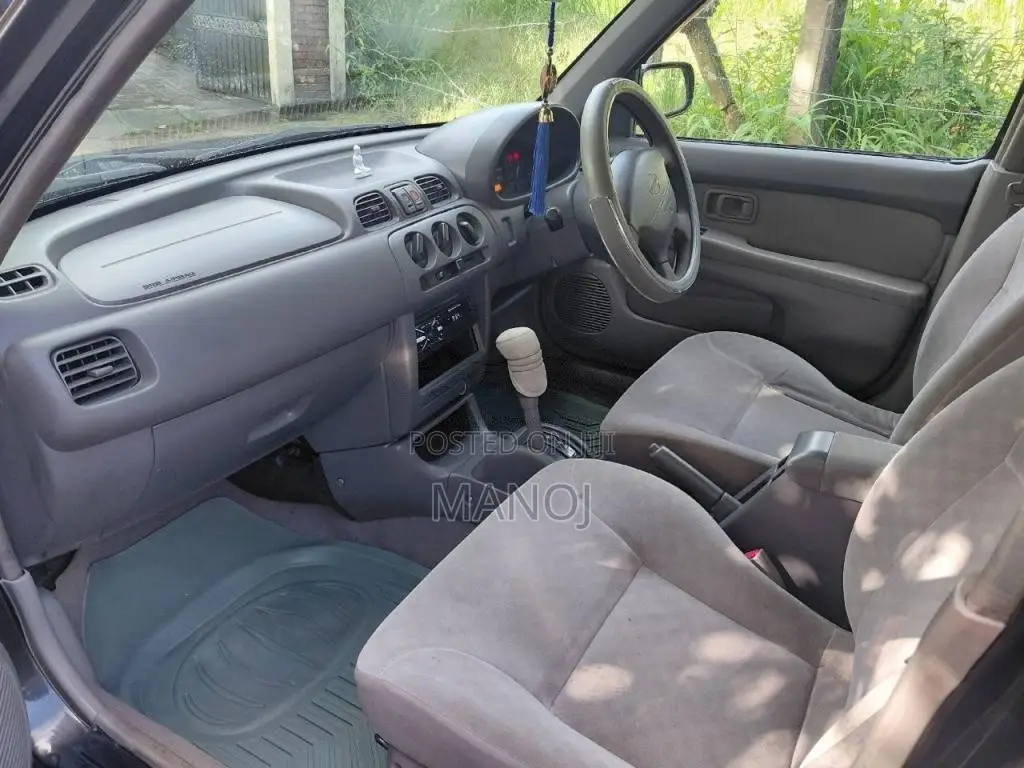 Nissan March K11 2001 Car (Used)