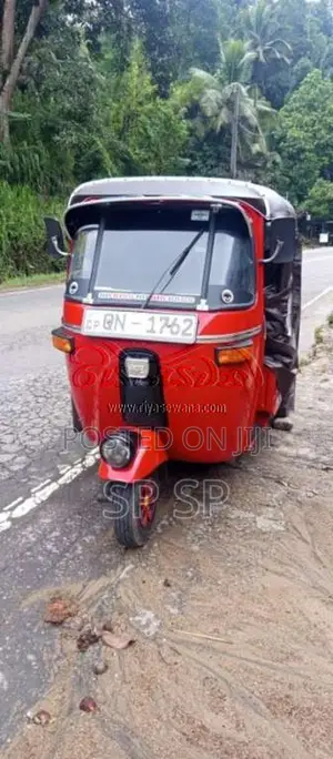 Bajaj 4 Stroke 2008 Three Wheel (Used)