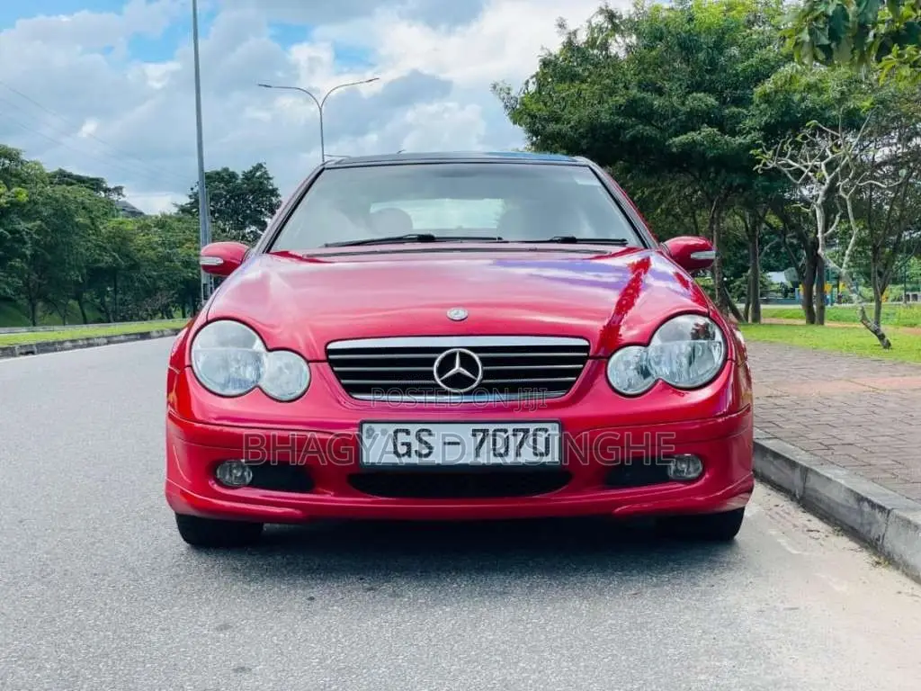 Mercedes-Benz C200 2002 Car (Used)